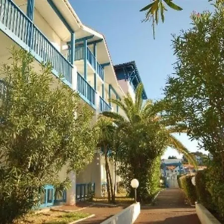 Fort Socoa 3 *